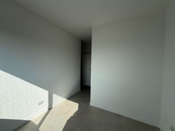 DPTO 3 AMB EN VENTA EN MILAIRES CON PATIO