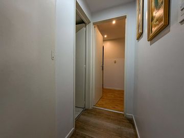 VENTA DEPTO 4 AMB AL FRENTE BALCON,COCHERA,BAULERA