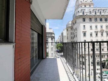 Venta depto. Tribunales  monoambiente div. balcòn