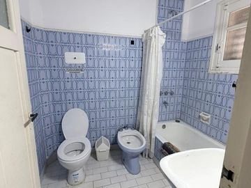 VENDO CASA 4 DORMI - PARQUE SIQUIMAN - GRAN LOTE