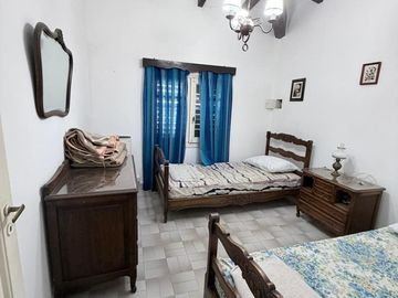 VENDO CASA 4 DORMI - PARQUE SIQUIMAN - GRAN LOTE