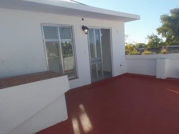 Venta de casa DOS PLANTAS en ARROYITO