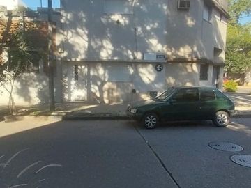 Venta de casa DOS PLANTAS en ARROYITO