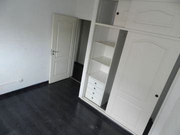 VENTA DEPTO 3 AMB. EN VERSALLES C/TERRAZA PROPIA