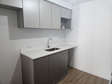 VENTA DEPTO 2 AMB CON PATIO A ESTRENAR EN NUÑEZ
