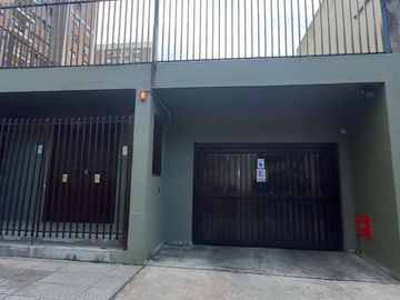VENTA DEPARTAMENTO 4 AMBIENTES COCHERA Y BAUL.