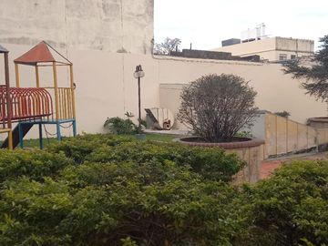 VENTA DEPARTAMENTO 4 AMBIENTES COCHERA Y BAUL.