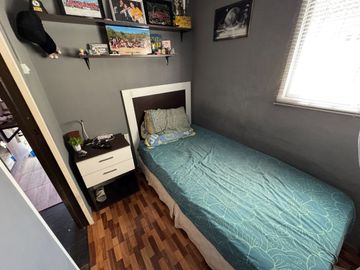 VENTA CASA 5 AMBIENTES + DEPTO 2 AMB EN ITUZAINGO