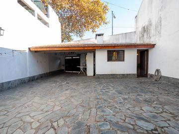 Casa 5 amb  venta Villa del Parque patio/ cocheras