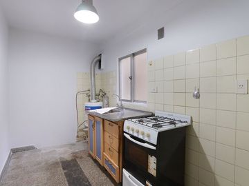 VENTA DPTO 2 AMB. EN BALVANERA , APTO PROFESIONAL