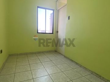 EN CONDOMINIO CALLE URIBE CASA EN ARRIENDO