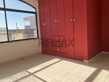 EN CONDOMINIO CALLE URIBE CASA EN ARRIENDO
