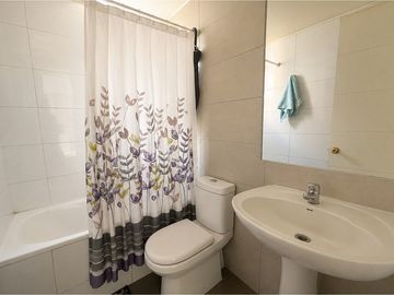 Arriendo 2D2B1E + Bod. Metro Cerro Blanco