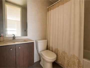 Arriendo 2D2B1E + Bod. Metro Cerro Blanco