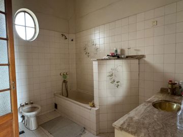 Venta Casa ideal para desarrollo en General Paz