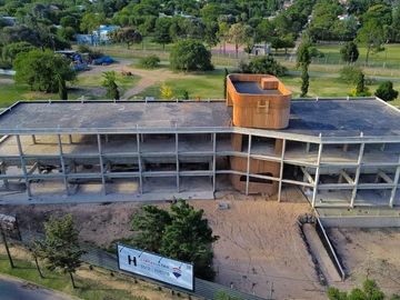 OFICINA EN VENTA NUEVALLENDE 63 M2 POZO FINANCIADO