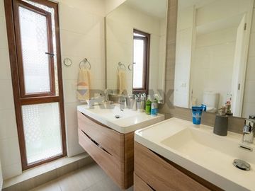 Casa 270 Mts2/517 Mts2 - Año 2017, Las Pircas.