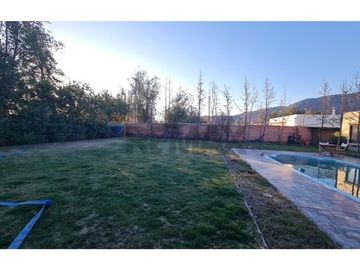 Exclusiva Casa en Cond. La Aparicion Paine