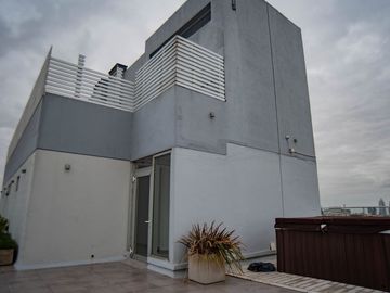 LUMINOSO LOFT CON BALCÓN TERRAZA Y COCHERA PROPIA