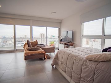 LUMINOSO LOFT CON BALCÓN TERRAZA Y COCHERA PROPIA