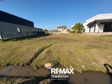 Terreno en Barrio cerrado La California 760 mts2