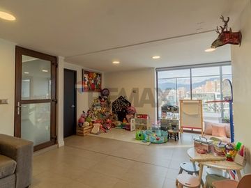 DUPLEX CON EXPECTACULAR VISTA PANORAMICA COLON
