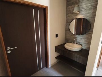 OPORTUNIDAD EN CORTADERAS II CASA PREMIUM