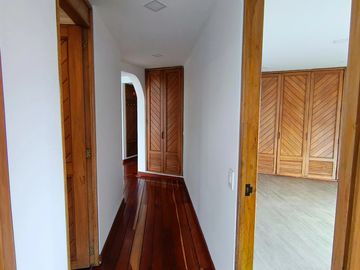Apartamento en arriendo de 2 hab. en Chico Museo, Bogotá