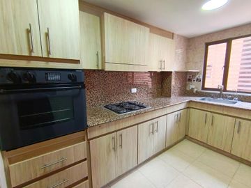 Apartamento en arriendo de 2 hab. en Chico Museo, Bogotá
