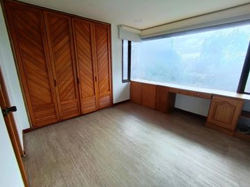 Apartamento en arriendo de 2 hab. en Chico Museo, Bogotá