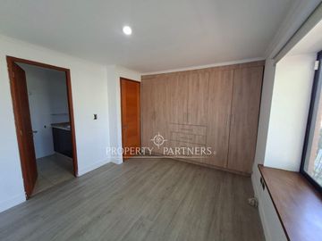 Gran casa en Parque Del Sol