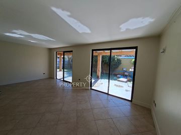 Gran casa en Parque Del Sol