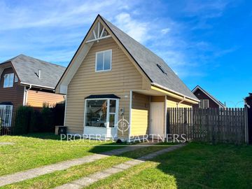 Casa en venta, excelente ubicación en Puerto Varas