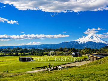 Preciosa parcela con vista al Lago Llanquihue y Volcán Osorno, Puerto Varas