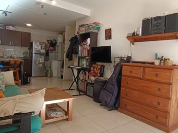 DEPARTAMENTO AMPLIO MONOAMBIENTE - FLORES