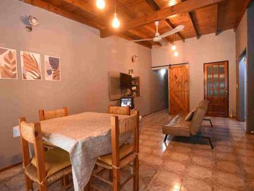 LOCALES + DEPARTAMENTO EN VENTA (PABLO NOGUES)
