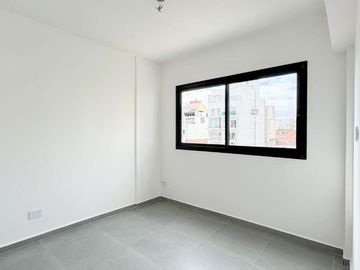 VENTA 2 AMB C/BALCON A ESTR EXC CALIDAD MONSERRAT