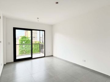 VENTA 2 AMB C/BALCON A ESTR EXC CALIDAD MONSERRAT