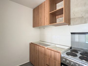 VENTA 2 AMB C/BALCON A ESTR EXC CALIDAD MONSERRAT