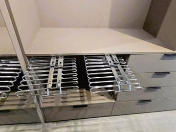 VENTA CASA 5 AMBIENTES  A ESTRENAR  COLINA ALEGRE