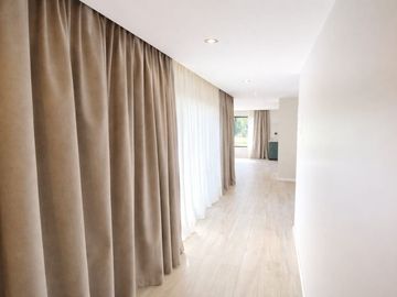 VENTA CASA 5 AMBIENTES  A ESTRENAR  COLINA ALEGRE