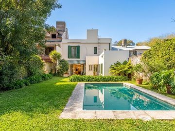 VENTA CASA 7 AMB JARDÍN PILETA OLIVOS, LA LUCILA