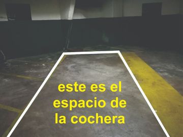 se vende cochera en edificio
