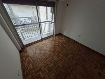 VENTA DEPARTAMENTO 1/2AMBIENTES C/BALCON C/RENTA!!