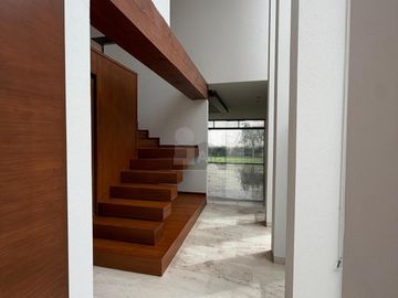 Residencia en Venta en Fraccionamiento Villantigua, San Luis Potosi