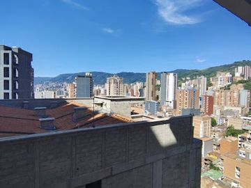 ARRIENDO de APARTAMENTO en SABANETA