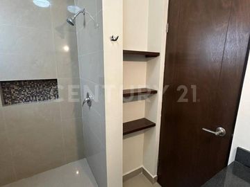 CASA EN RENTA EN FRACCIONAMIENTO MORETTA EN MONTERREY