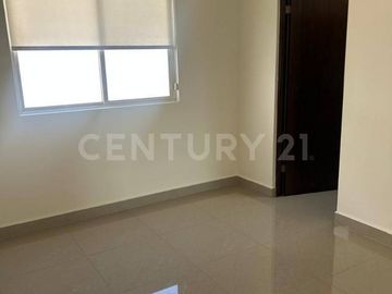 CASA EN RENTA EN FRACCIONAMIENTO MORETTA EN MONTERREY