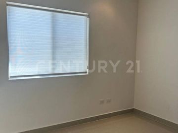 CASA EN RENTA EN FRACCIONAMIENTO MORETTA EN MONTERREY