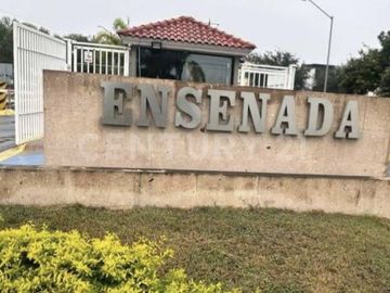 CASA EN RENTA EN COL. MITRAS PONIENTE EN GARCIA